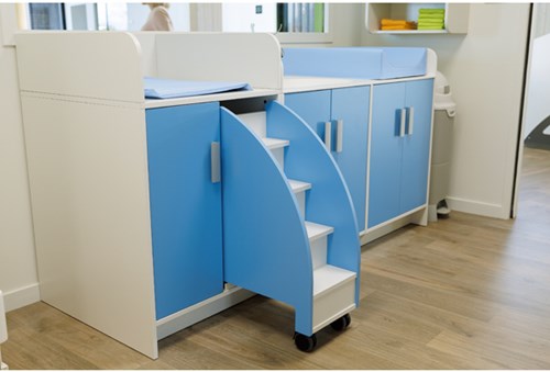 Eduplay baby changing table with stairs and storage - ergonomic design-2