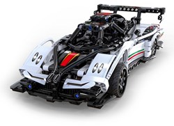 CaDA RC sports car building set - 1:14 scale - 457 bricks - Z-Wind
