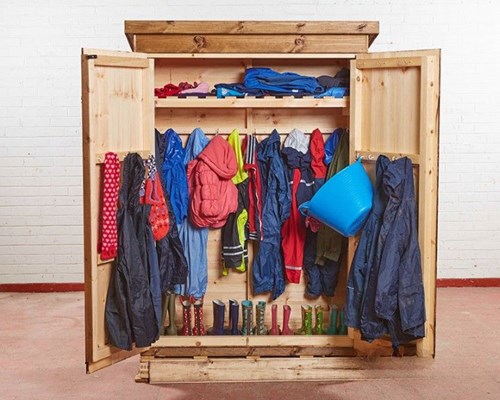 Cosy St Winifred’s Slim Lockershed - 27578
