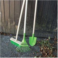 BigJigs wooden broom long handle - toy broom 88 cm-3