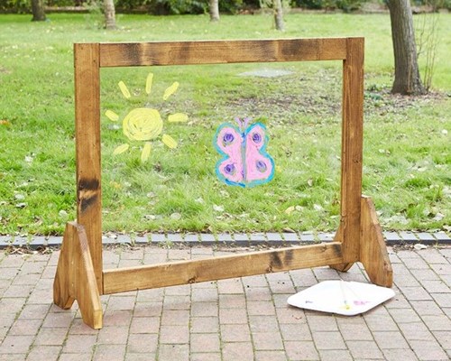Cosy Freestander Perspex Painter - 32854