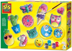 Ses Plaster Casting cheerful figures craft set with paint and molds