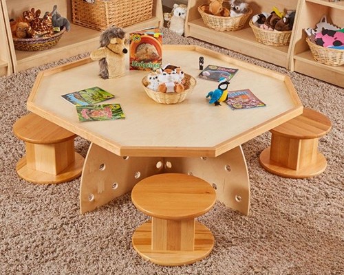 Cosy Hex Table And 4 Perch Pods - 34082
