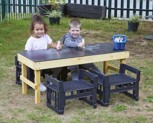 Cosy Slim H Crate Chalk Table + 4 H Crates - 50489