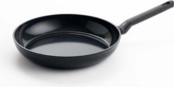 BK frying pan ceramic induction 30 cm - PFAS-free - black - oven safe