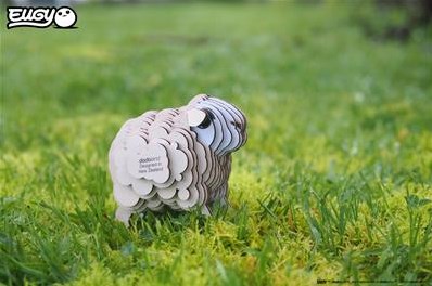 Eugy 3D build kit sheep eco-friendly cardboard toy-3