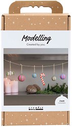 Creativ Company craft set modeling Christmas figures papier-mâché decoration