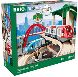 Brio train set with platform - Toy railway for children