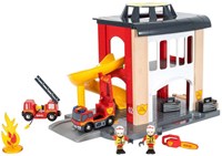Brio fire station toy - large central fire station 33833-3