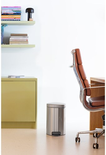 Brabantia pedal bin Newicon 12L matt steel waste bin kitchen-2