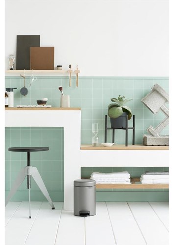 Brabantia pedal bin waste bin 3 litre platinum - bathroom trash can-2
