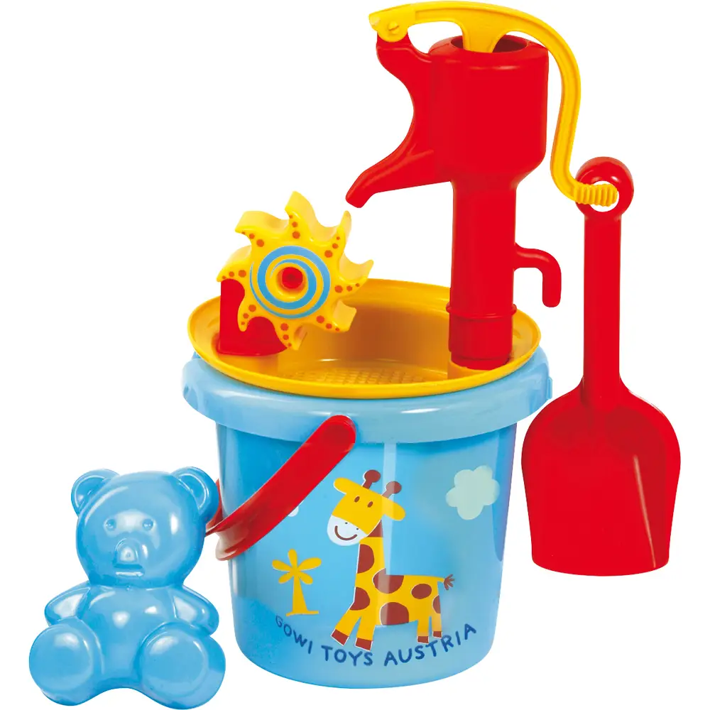 Gowi bucket and pump set - water play toy for kids
