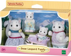 Sylvanian Families snow leopard family playset - dollhouse toy