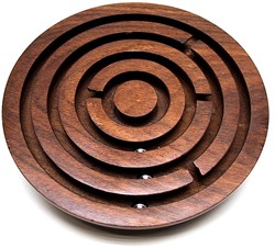 HOT Sports + Toys patience game rosewood round 13 cm skill toy