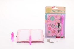 Johntoy Girls secret diary with lock and pen.