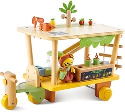 Clio's Bio Juice Cart