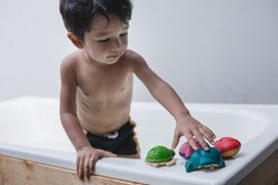 PlanToys Wooden Toys Sea Life Bath Set