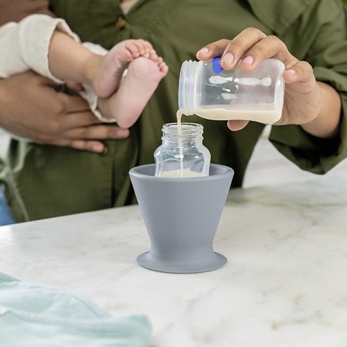 Ingenuity baby bottle holder Bokee Light Grey - BPA-free and durable