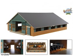 Kids GLOBE wooden farm cows barn 1:32 toy playset