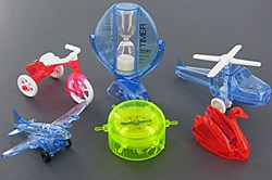 Planet Happy pencil sharpeners bucket - 16 pieces multicolor for kids
