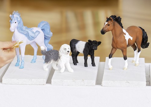 Schleich BAYALA - Flowy Unicorn Mare - Fantasy Play Figure 70823-2
