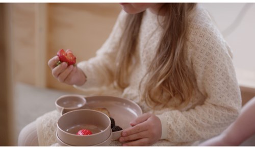Dantoy children's dinnerware set gift sand color 7-piece sustainable toy-3