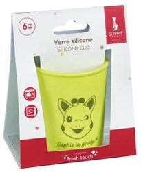 Vulli Sophie the Giraffe silicone drinking cup green - child-friendly and unbreakable